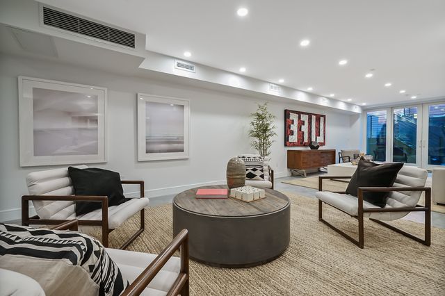 85 Calyer Street, New York City, NY 11222