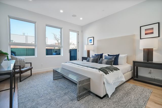 85 Calyer Street, New York City, NY 11222