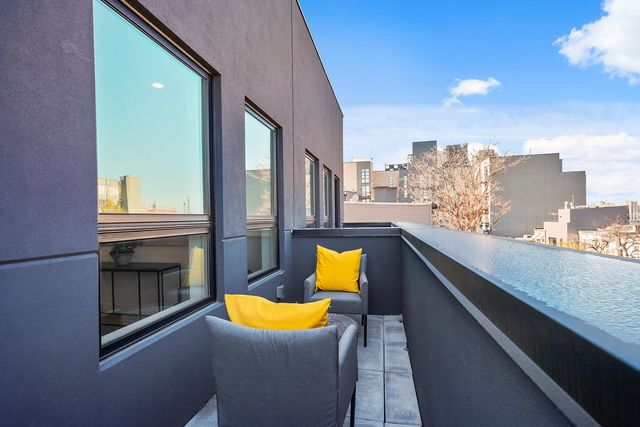 85 Calyer Street, New York City, NY 11222