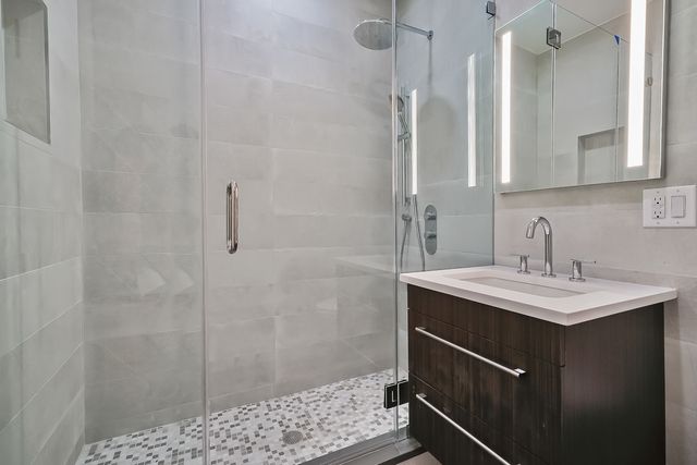 85 Calyer Street, New York City, NY 11222