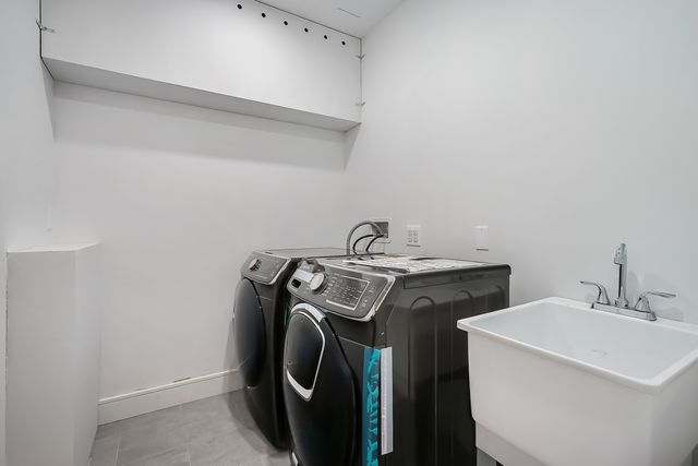 85 Calyer Street, New York City, NY 11222