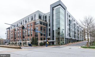 145 RIVERHAVEN DR #518, Oxon Hill, MD 20745