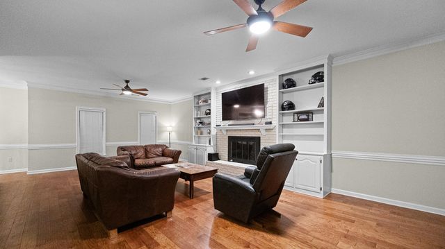 9434 PLANTATION WAY LN, Germantown, TN 38139