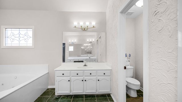 9434 PLANTATION WAY LN, Germantown, TN 38139