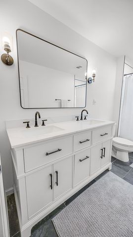 9434 PLANTATION WAY LN, Germantown, TN 38139