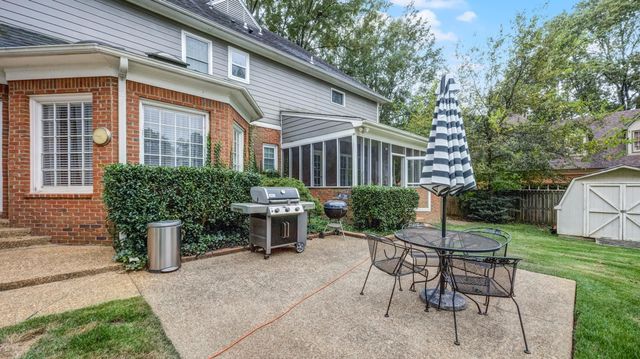 9434 PLANTATION WAY LN, Germantown, TN 38139