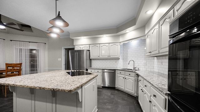 9434 PLANTATION WAY LN, Germantown, TN 38139