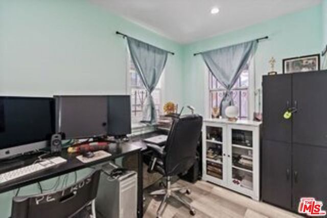 11710 Hartsook Street, Valley Village, CA 91607