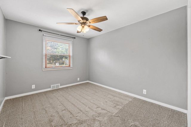 218 E Washington STREET, Slinger, WI 53086
