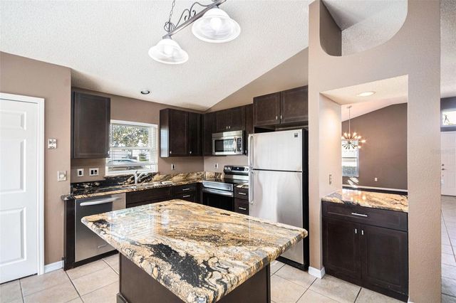 1667 SAND KEY CIRCLE, Oviedo, FL 32765