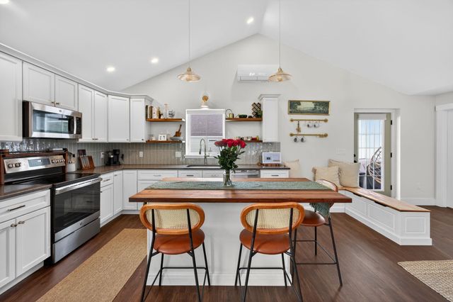 23 Whippoorwill Way, Somersworth, NH 03878