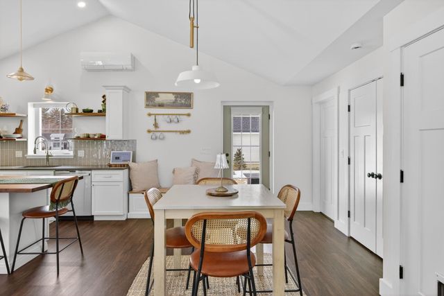 23 Whippoorwill Way, Somersworth, NH 03878