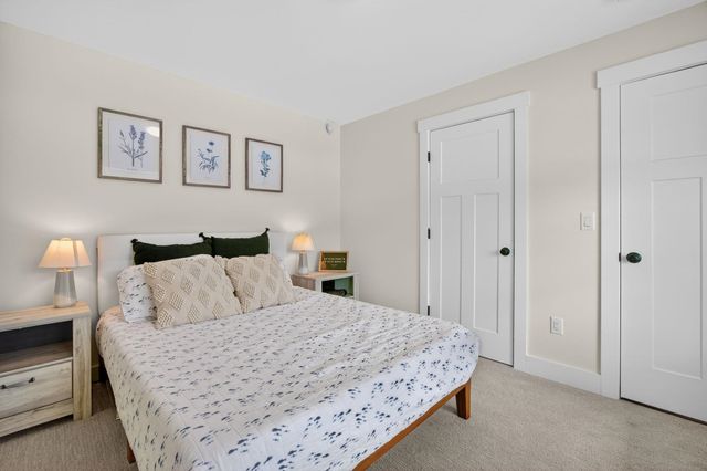 23 Whippoorwill Way, Somersworth, NH 03878