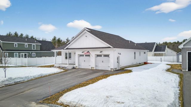 23 Whippoorwill Way, Somersworth, NH 03878