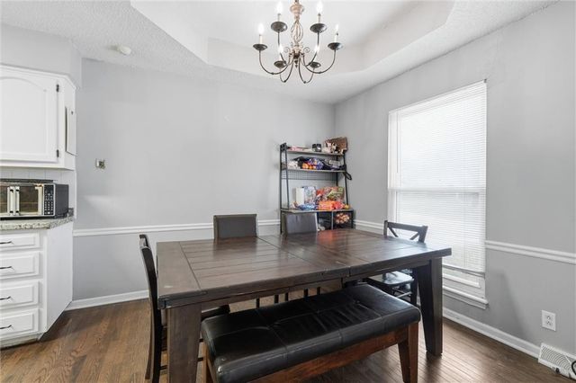 5210 S Mccoy Street, Independence, MO 64055