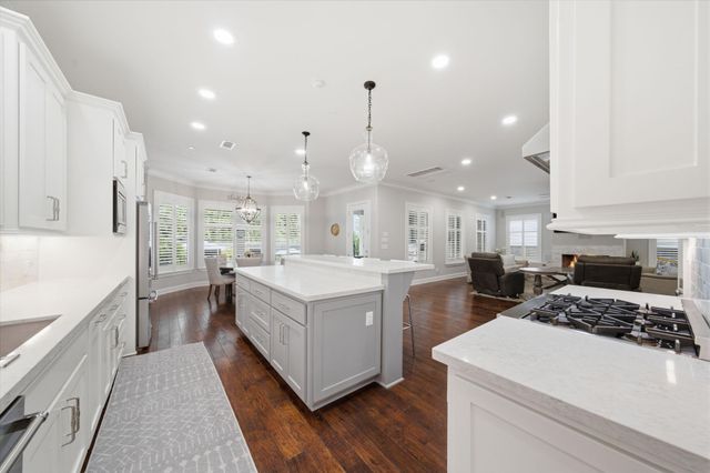 315 E 24th Street, Houston, TX 77008