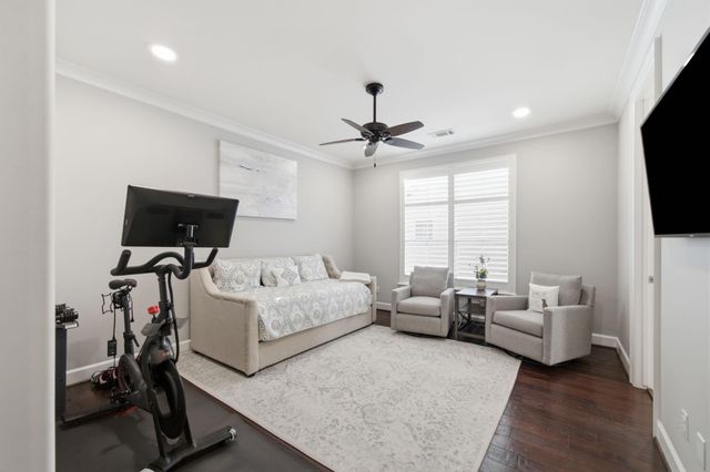315 E 24th Street, Houston, TX 77008