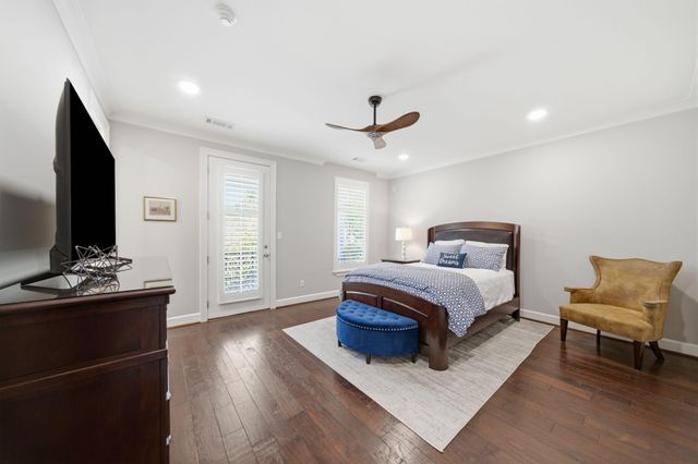 315 E 24th Street, Houston, TX 77008