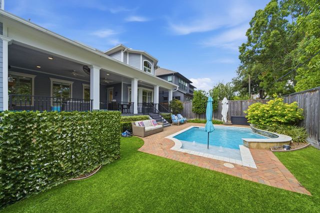 315 E 24th Street, Houston, TX 77008