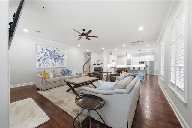 315 E 24th Street, Houston, TX 77008