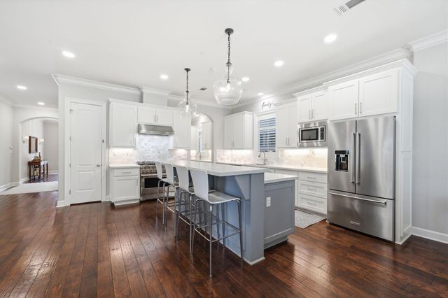 315 E 24th Street, Houston, TX 77008
