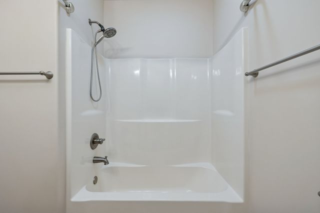 517 Nichols Ln, Gallatin, TN 37066