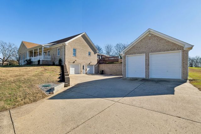 517 Nichols Ln, Gallatin, TN 37066