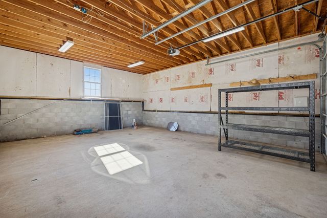 517 Nichols Ln, Gallatin, TN 37066