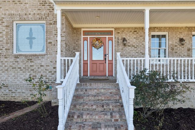 517 Nichols Ln, Gallatin, TN 37066