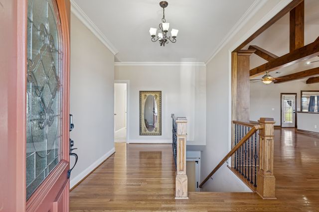 517 Nichols Ln, Gallatin, TN 37066