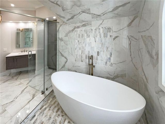 1900 Chattahoochee Run Drive, Suwanee, GA 30024