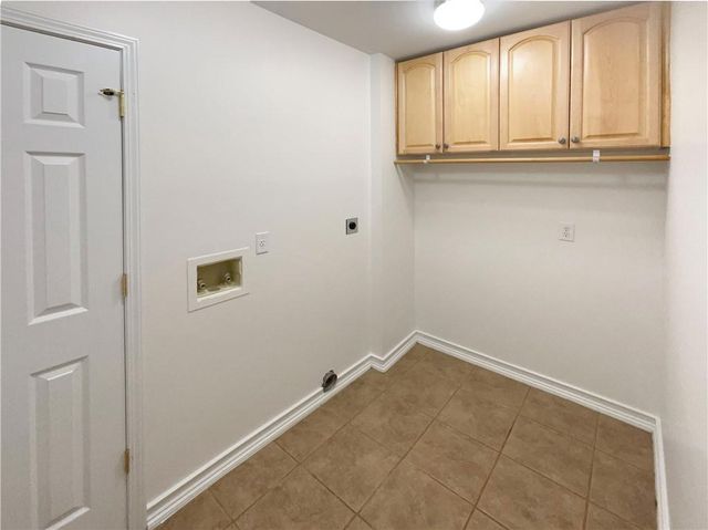 1900 Chattahoochee Run Drive, Suwanee, GA 30024