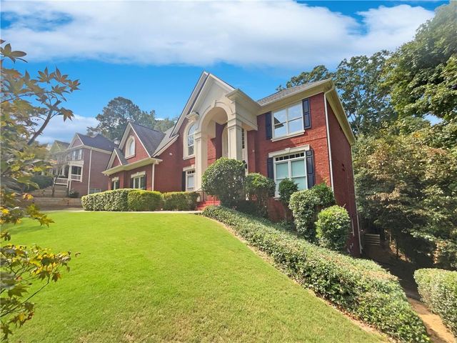 1900 Chattahoochee Run Drive, Suwanee, GA 30024