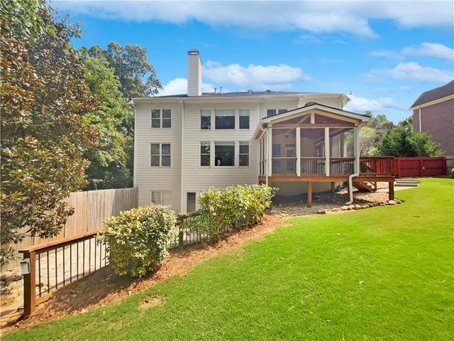 1900 Chattahoochee Run Drive, Suwanee, GA 30024