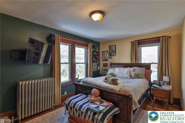 369 Mauch Chunk Street, Nazareth Boro, PA 18064