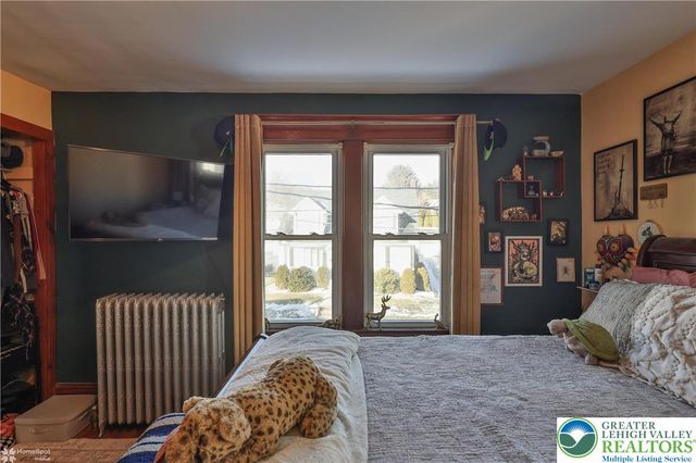 369 Mauch Chunk Street, Nazareth Boro, PA 18064