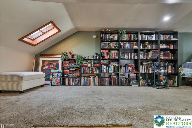 369 Mauch Chunk Street, Nazareth Boro, PA 18064