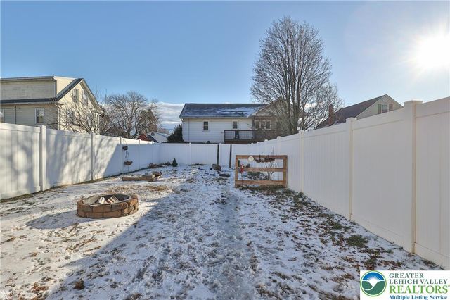 369 Mauch Chunk Street, Nazareth Boro, PA 18064