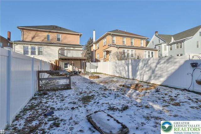 369 Mauch Chunk Street, Nazareth Boro, PA 18064