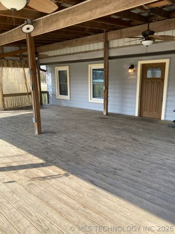 107 N Main Street, Grove, OK 74344