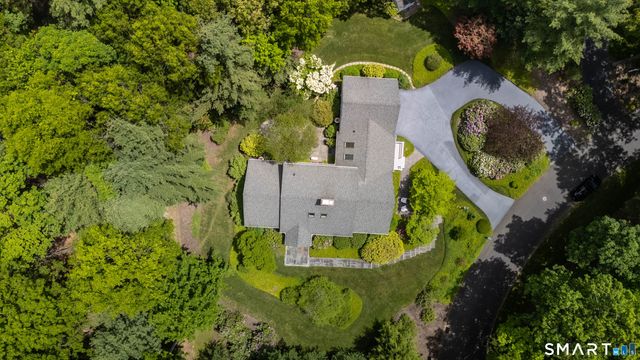 3 Glenmore Drive, Farmington, CT 06032