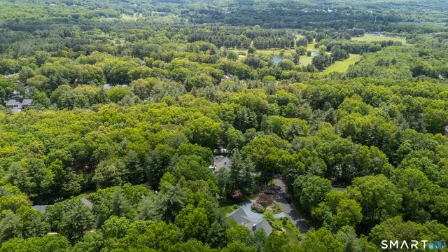 3 Glenmore Drive, Farmington, CT 06032