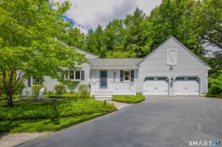 3 Glenmore Drive, Farmington, CT 06032