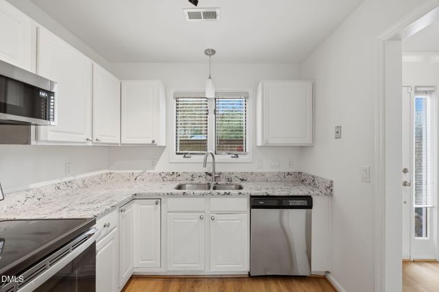 4205 Sunshadow Lane, Raleigh, NC 27613