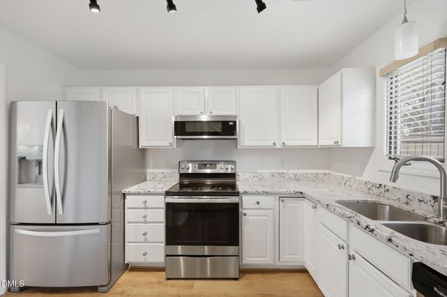 4205 Sunshadow Lane, Raleigh, NC 27613