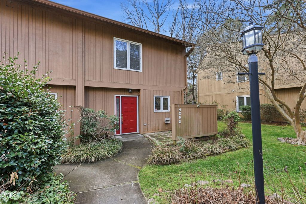 4205 Sunshadow Lane, Raleigh, NC 27613