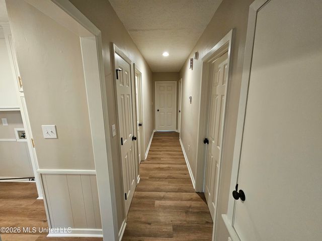 201 Willow Brook Drive, Clinton, MS 39056