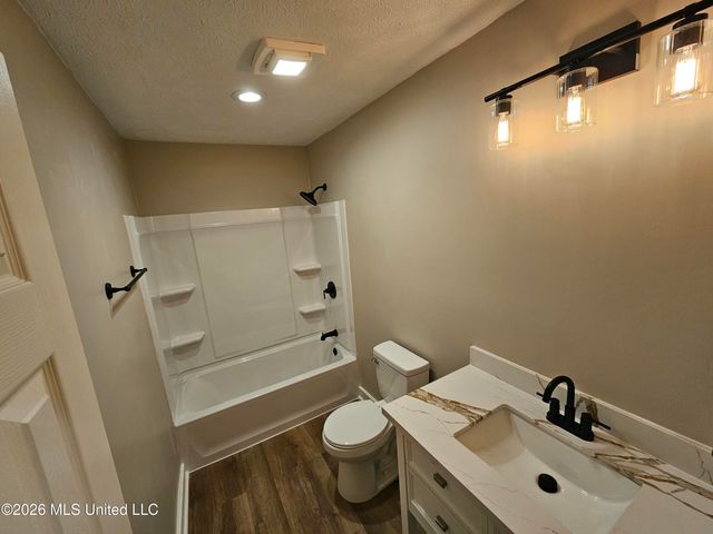 201 Willow Brook Drive, Clinton, MS 39056