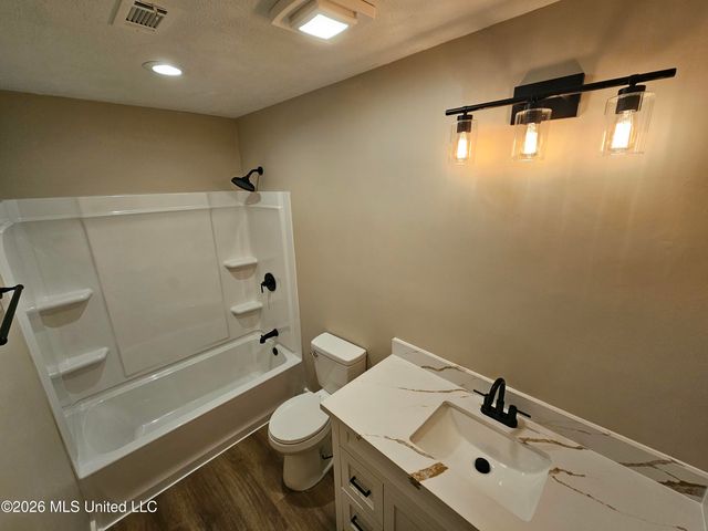 201 Willow Brook Drive, Clinton, MS 39056