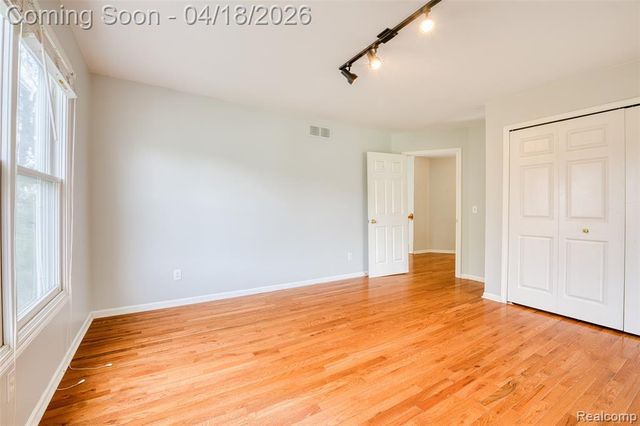 3249 Mackenzie Court, Howell, MI 48843